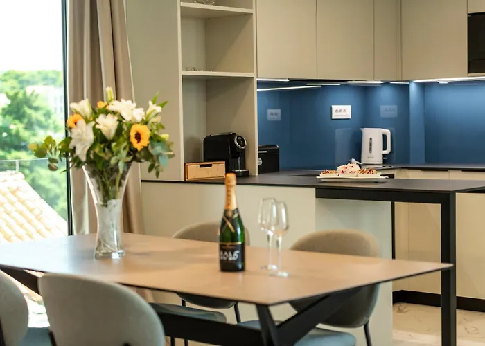 Luxury Mazza -marco *